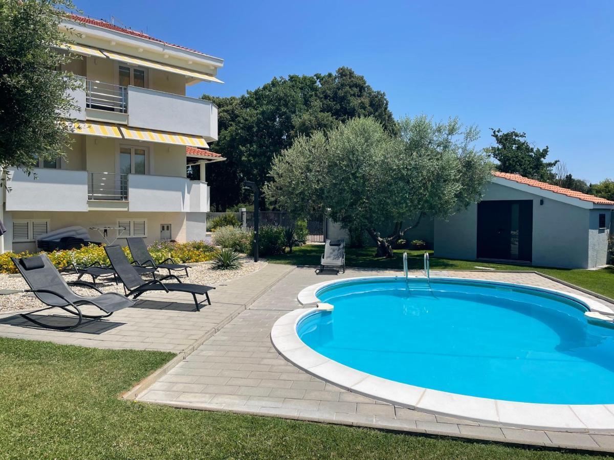 Sunny Apartments 扎顿 外观 照片